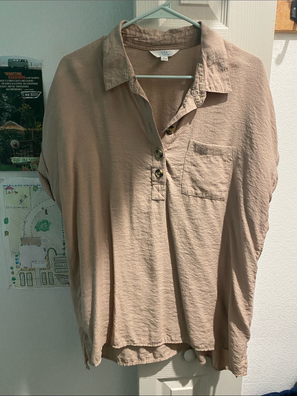 Relaxed linen-like Button-Front Polo Top in Light Taupe